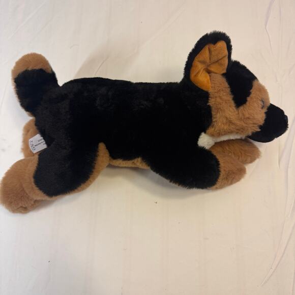 The FAO Schwartz Adopt A Pets 15" Toy Plush Lying German Shepherd - Picture 3 of 9